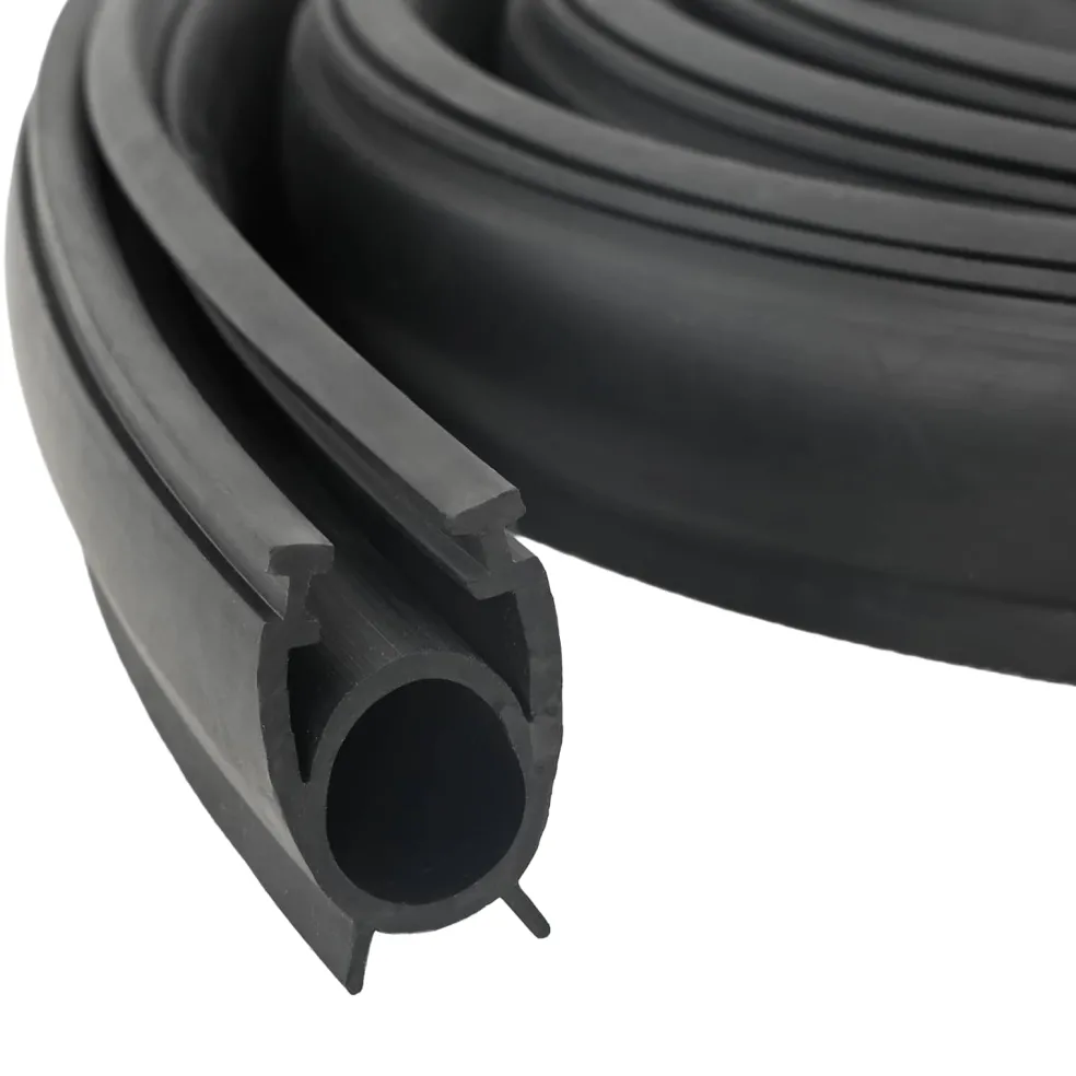 vidaXL Garage Deurafsluiting Zwart 41 x 33 mm 2,5 m PVC