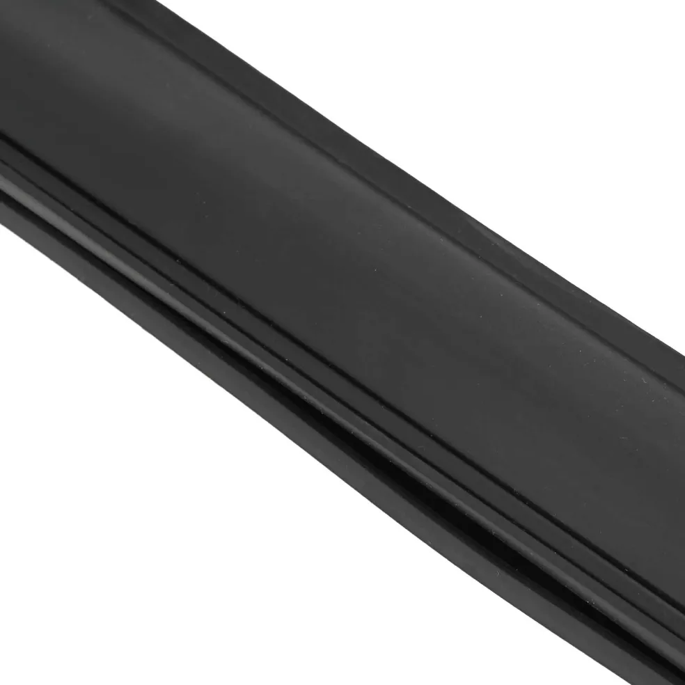vidaXL Garage Deurafsluiting Zwart 41 x 33 mm 2,5 m PVC