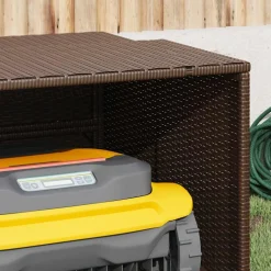vidaXL Garage voor robotmaaier 86x90x52/57 cm poly rattan bruin