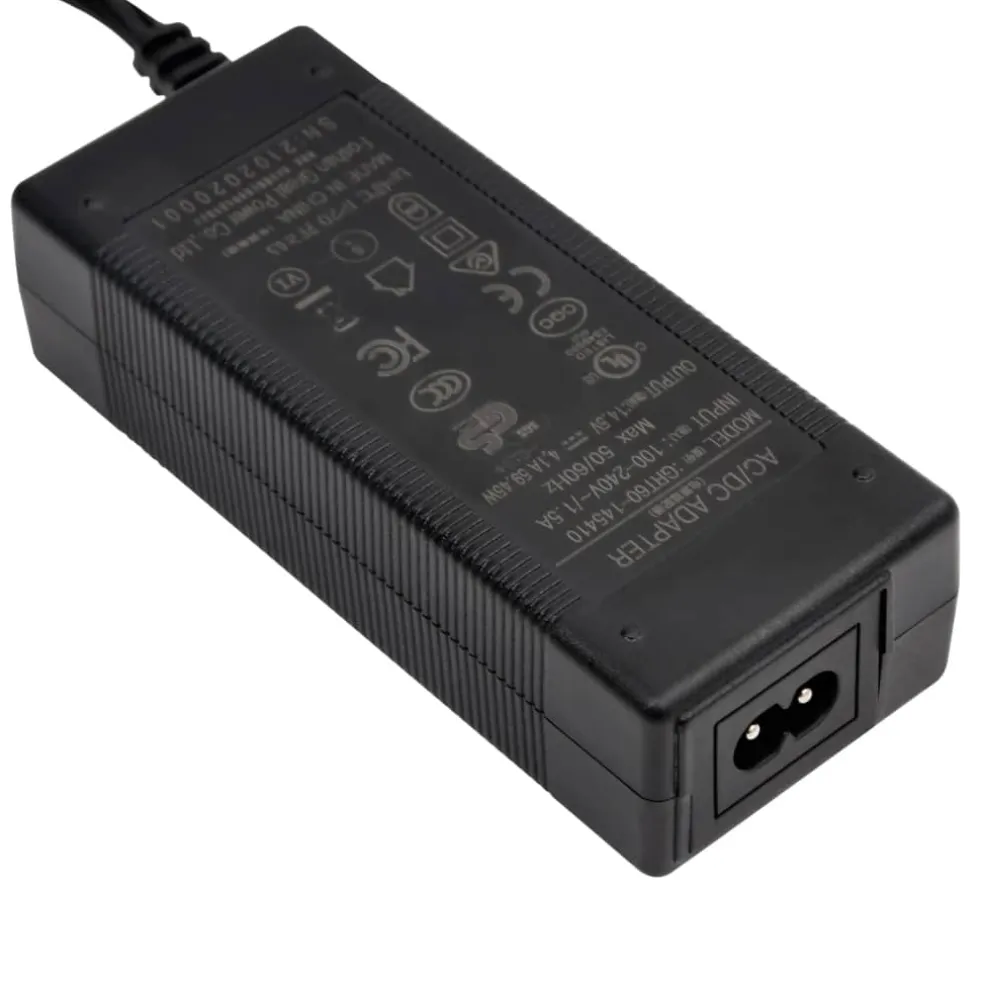 vidaXL Koelbox met wielen en adapter 36 L PP en PE zwart en grijs